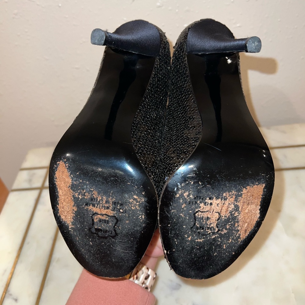 STUART WEITZMAN SEQUIN PUMPS SIZE 7 - Picture 7 of 9
